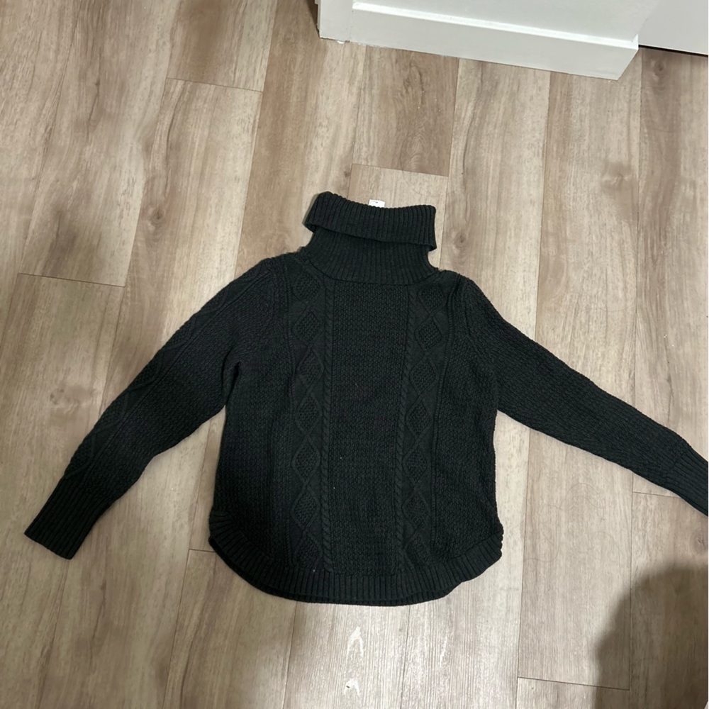 NWT charcoal dark gray cable knit turtleneck sweater
